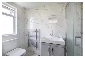 4 bedroom terraced house to rent  in Aldren Road