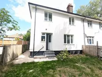 Double room near Finch Close Neasden