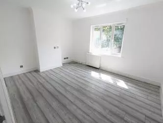 Double room near Finch Close Neasden
