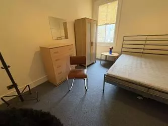 Double room in Close Hanwell