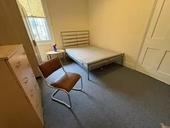 Double room in Close Hanwell