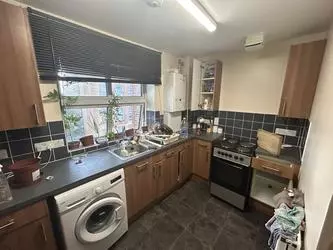 Double room near Sutton Way, London
