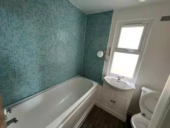 4 bedroom house to rent in Brewster Gardens