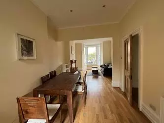 4 bedroom house to rent in Brewster Gardens
