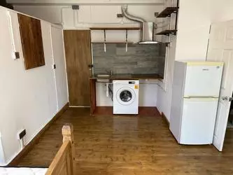 Studio near Stamford Bridge