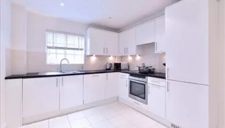 2 bedroom flat to rent Fulham Road