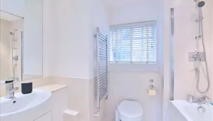 2 bedroom flat to rent Fulham Road