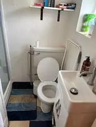  Studio to rent In Walm Lane