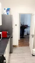 Double in a flat share to rent Ballards Lan