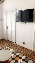 Double in a flat share to rent Ballards Lan