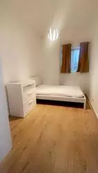Double in a flat share to rent Ballards Lan