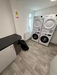 1 bedroom in a flat share to rent Grendon Gardens
