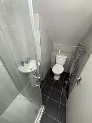 Studio to rent High Street Harlesden