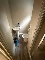 Studio to rent High Street Harlesden