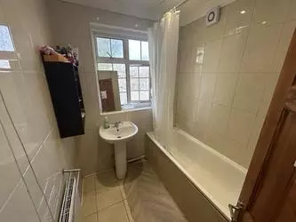 Double room in Wembley HA9