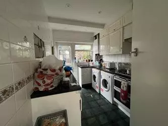 Double room to rent Woodberry Avenu