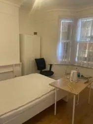 1 bedroom in a flat share to rent Harrow Road, London NW10