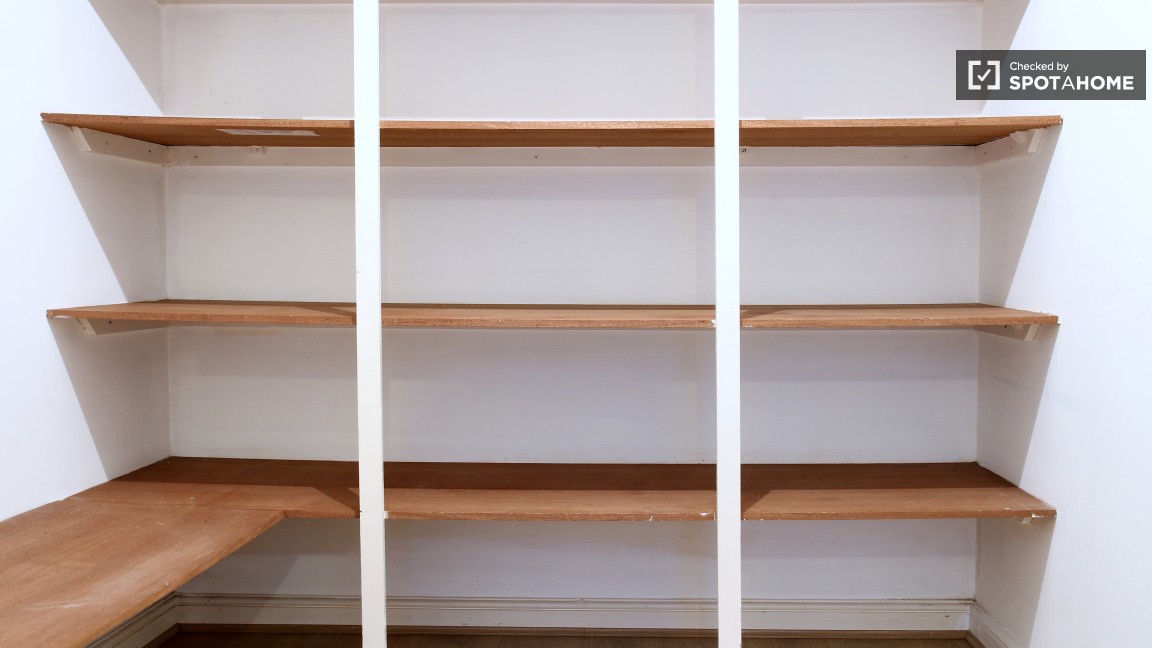 New House TOWER BRIDGE 