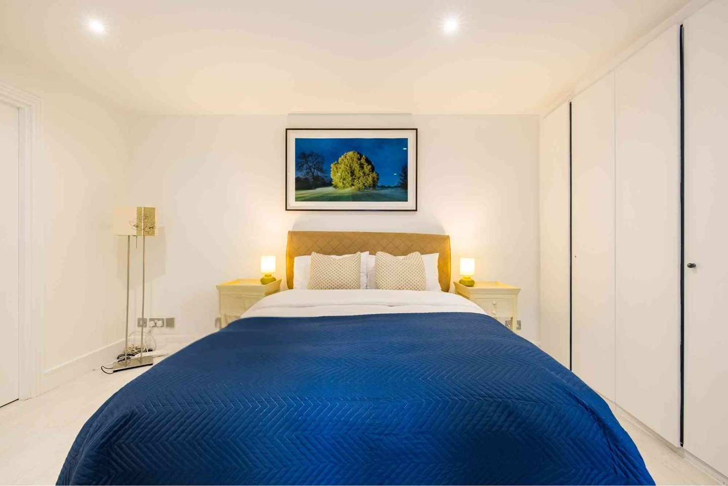 AMAZING 1 BEDROOM FLAT MADDOX STREET, W1S 1AY