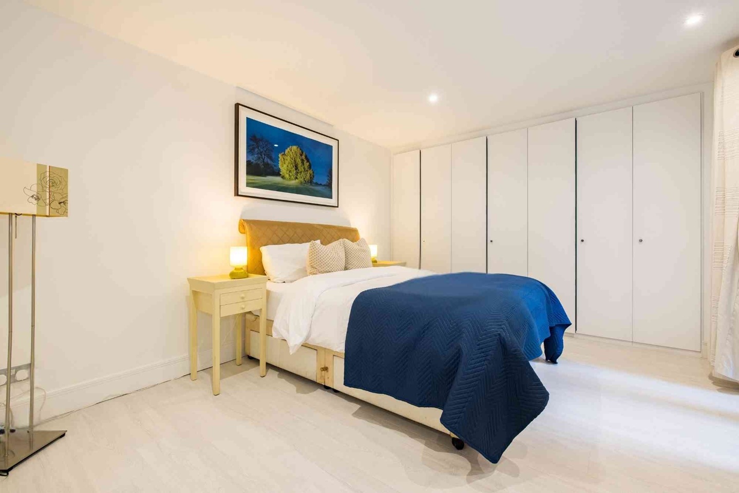 AMAZING 1 BEDROOM FLAT MADDOX STREET, W1S 1AY