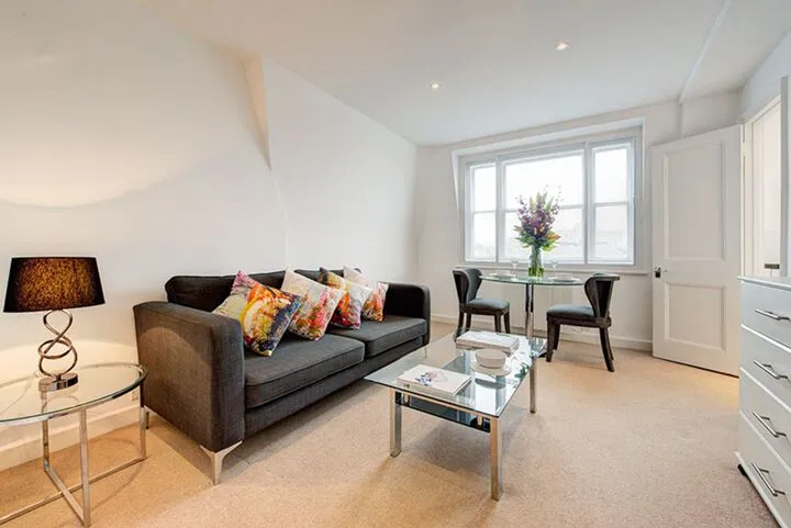 Elegant one bedroom flat to rent