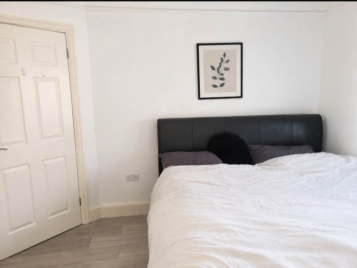 🌟Modern, Clean & Comfortable Double Room | Available Now 