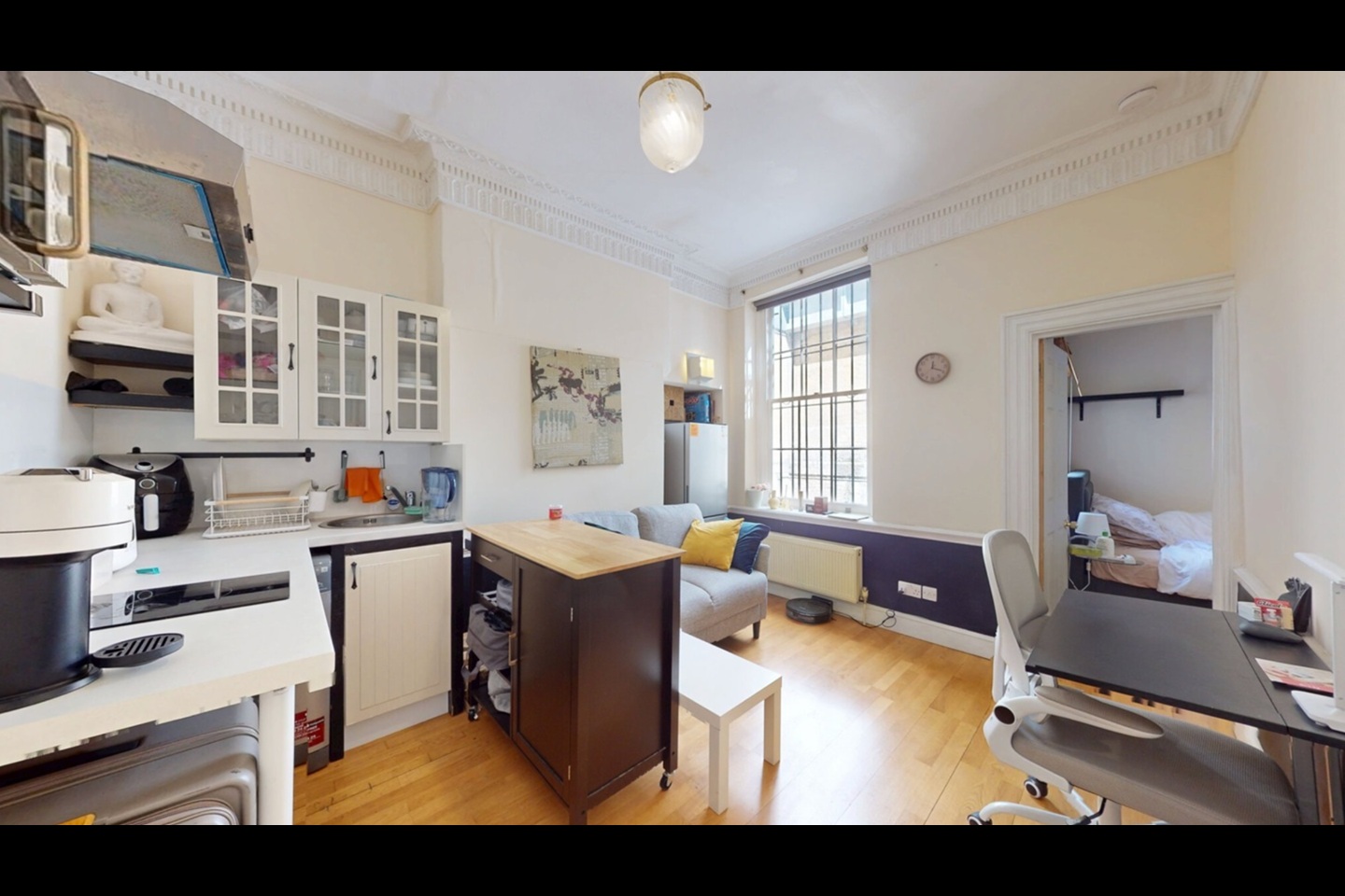 STUNNING 1 BEDROOM FLAT MEDWAY STREET, SW1P