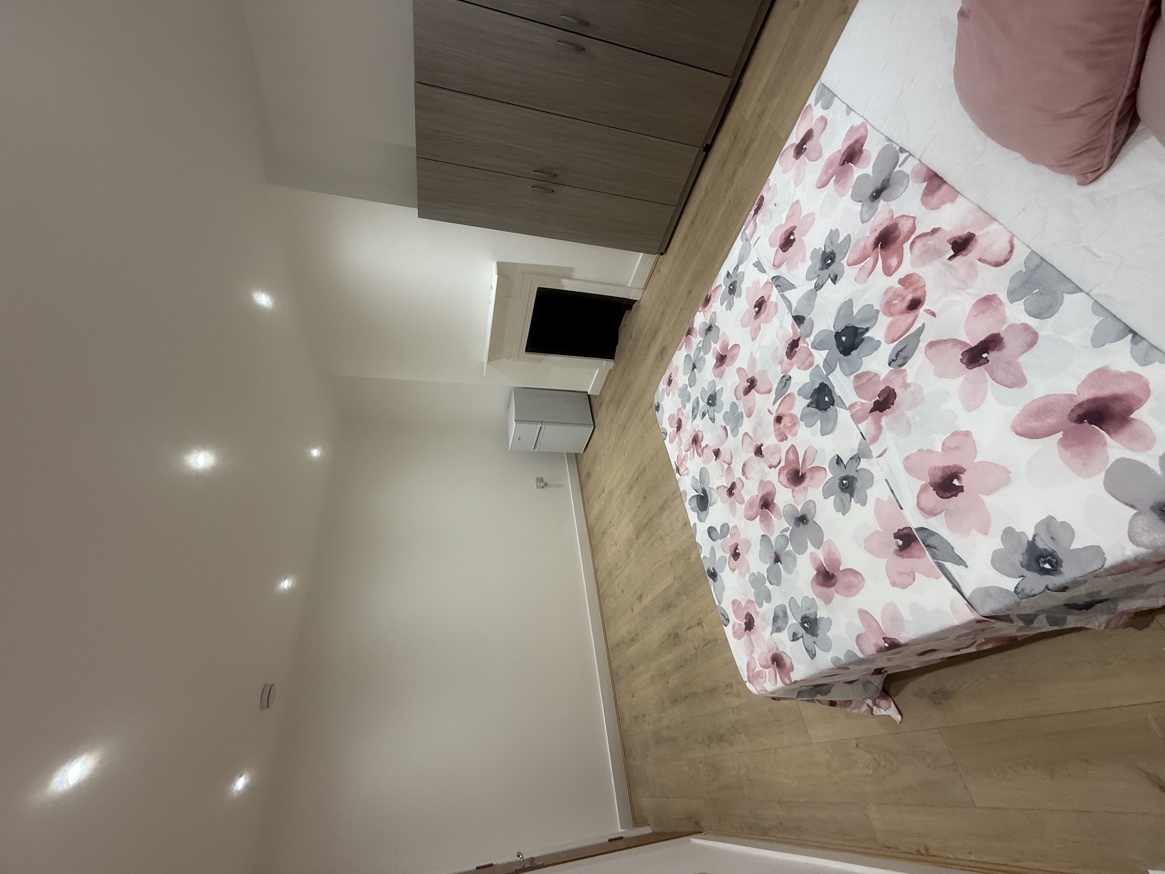 📍 56 Compton Crescent, London, London, N17 7LD