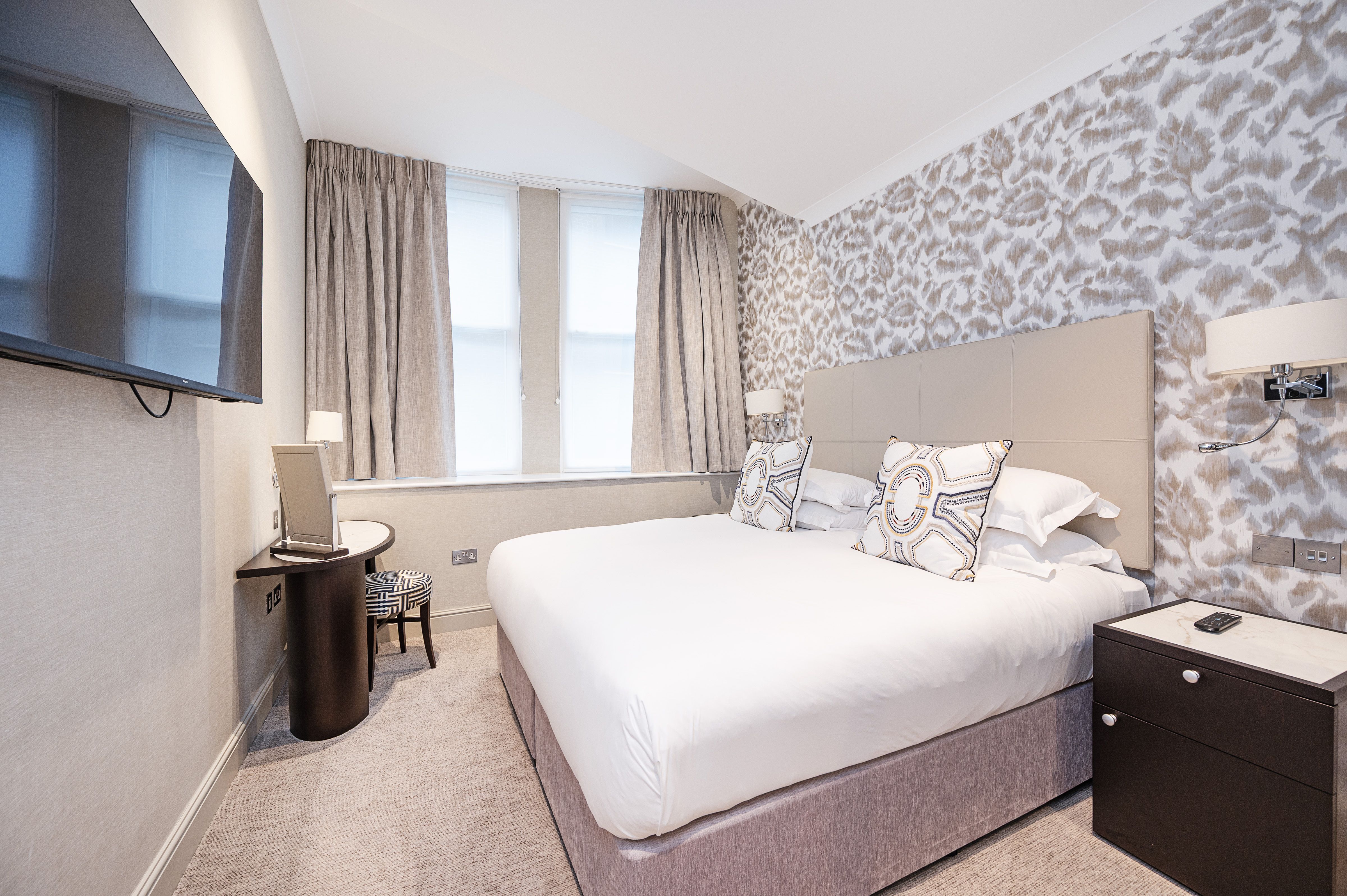 Bright and Elegant one bedroom flat