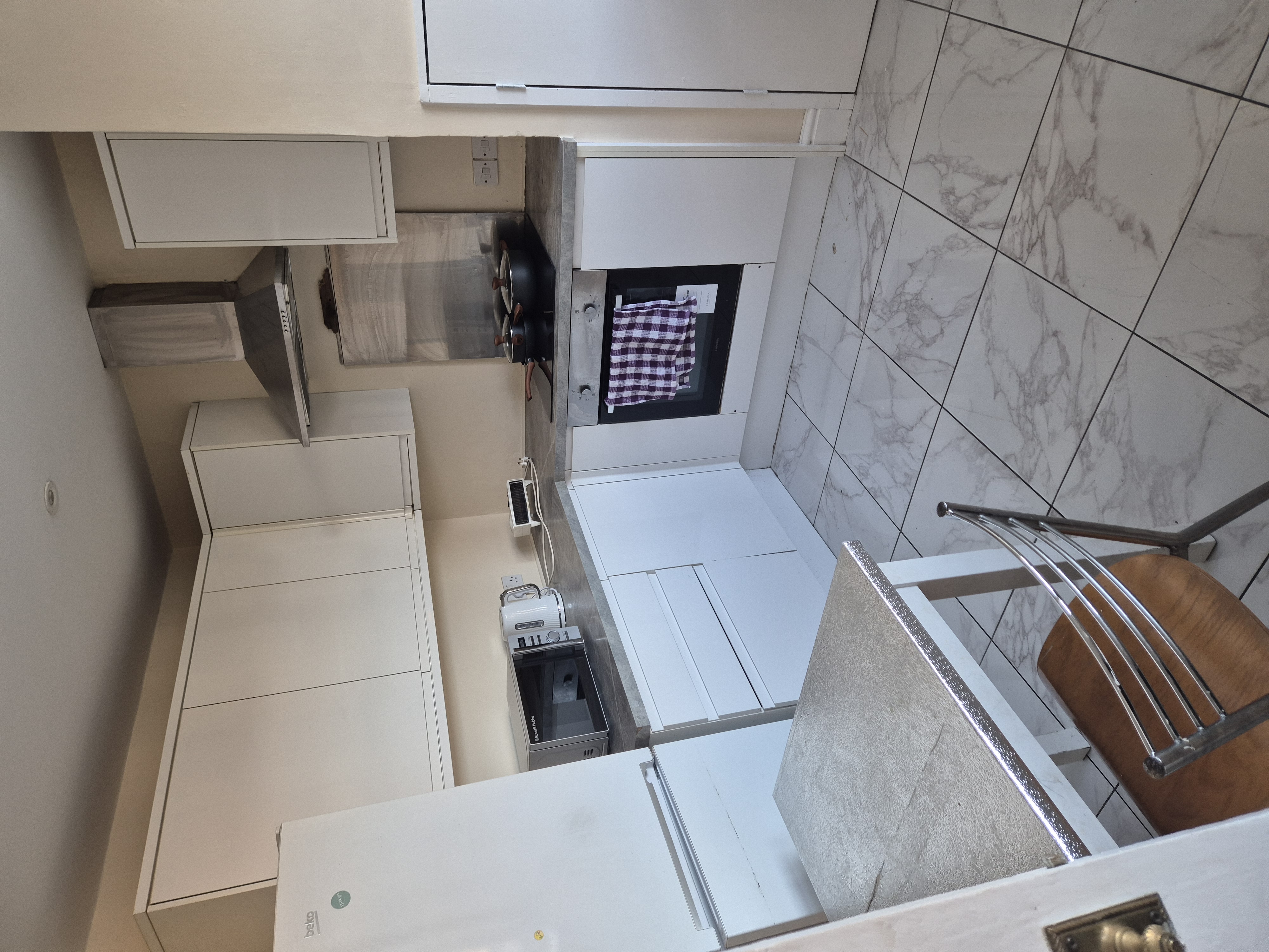 2 Double bedrooms to rent in a 3 bedroom flat