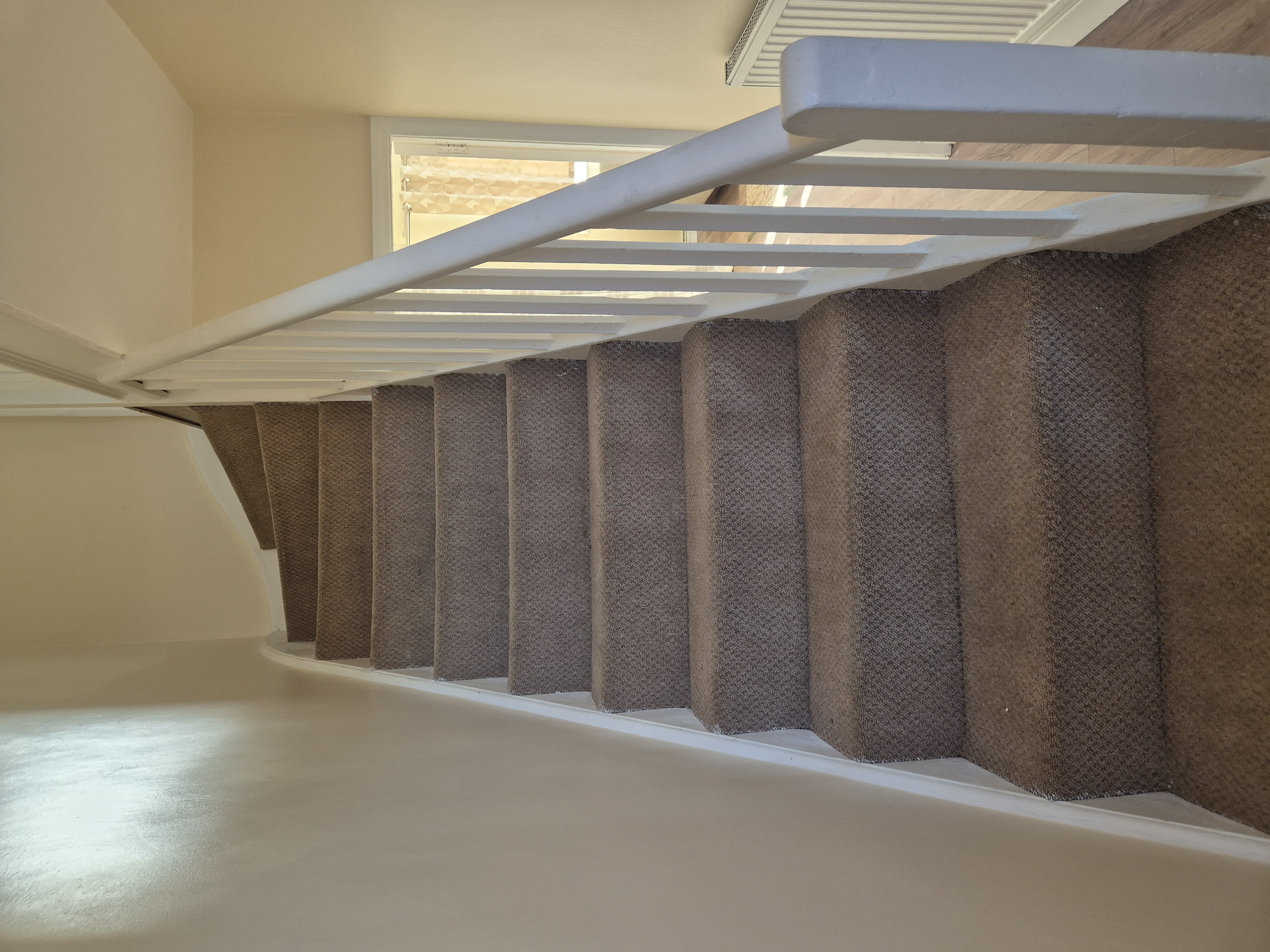 2 Double bedrooms to rent in a 3 bedroom flat