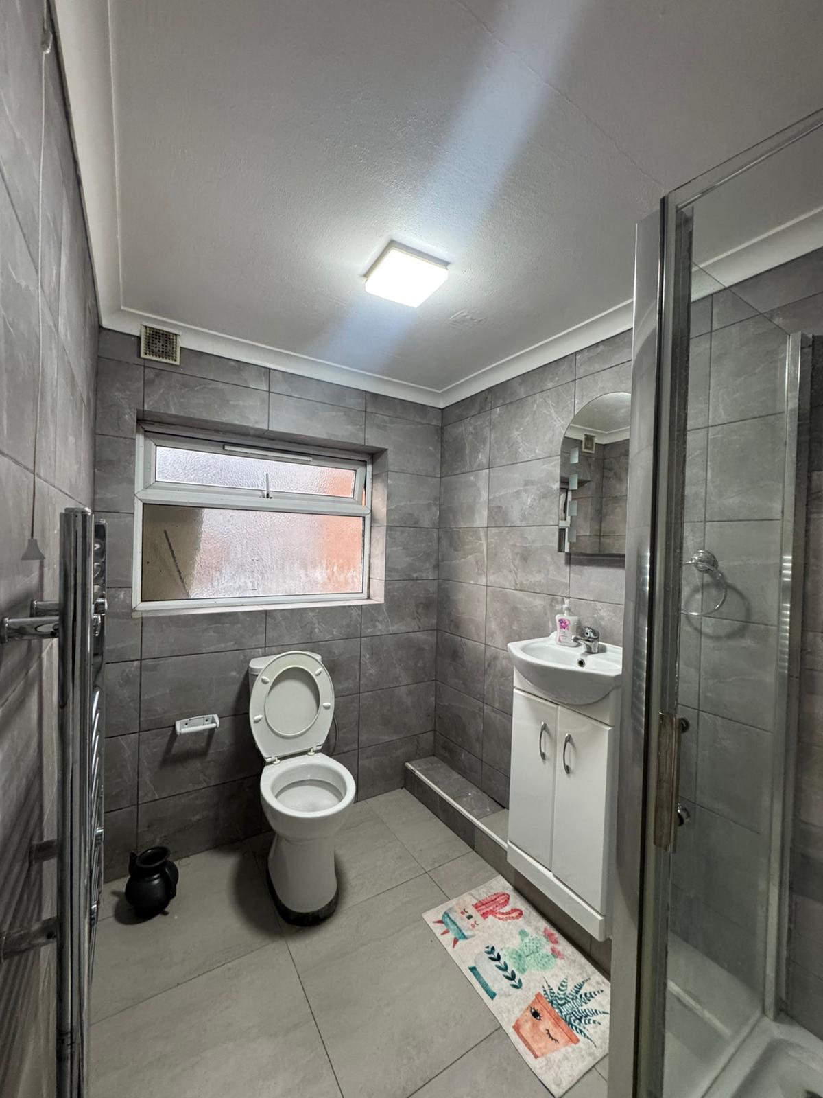 Double room in CANNING TOWN