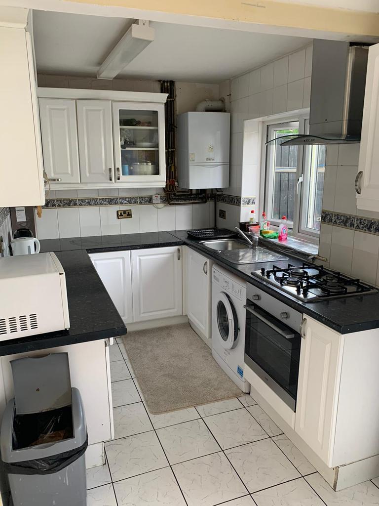 Double room in STRATFORD 