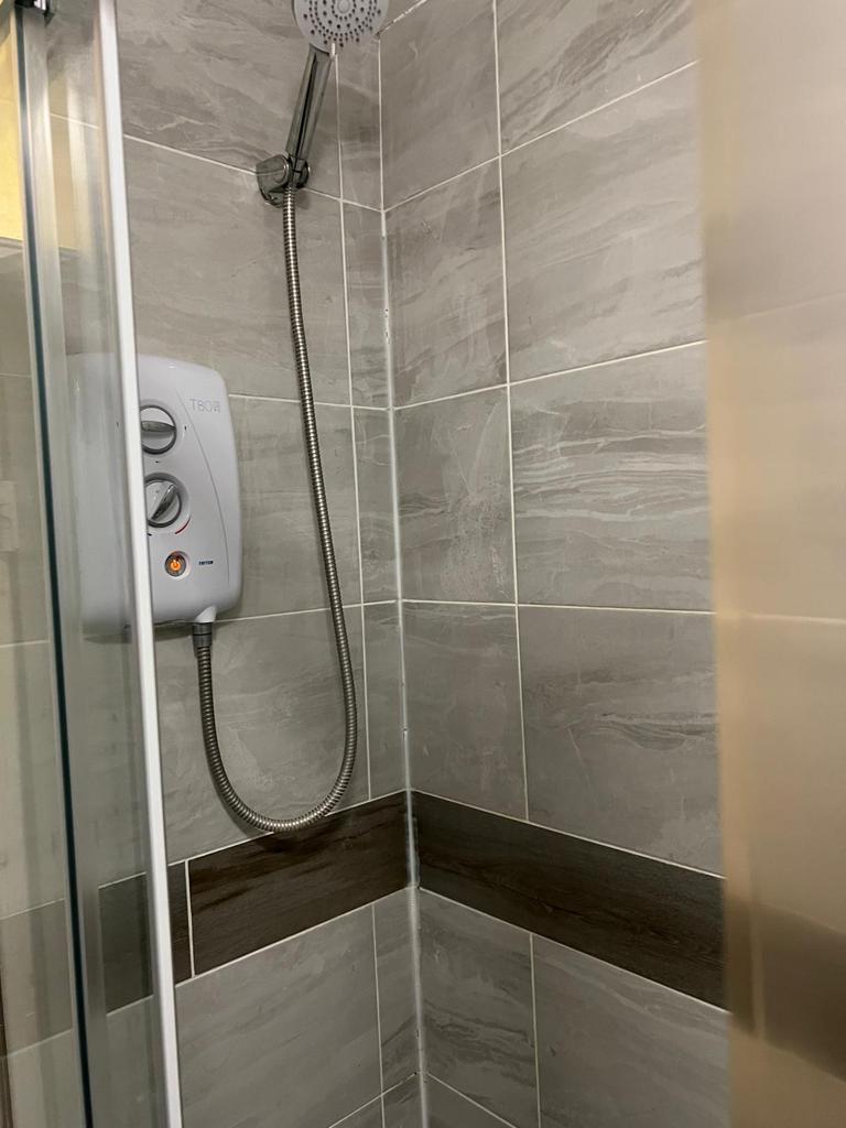 Double room near TOWER HILL Cable Street