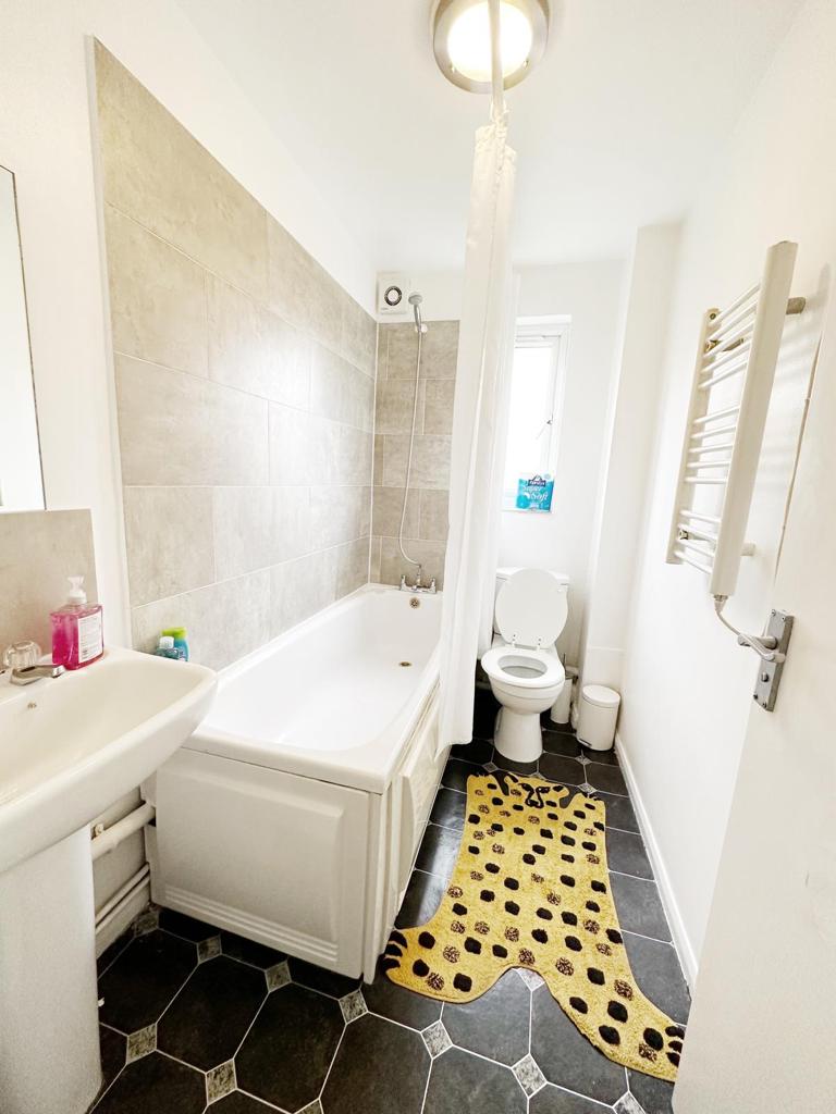 Double room in John silkin