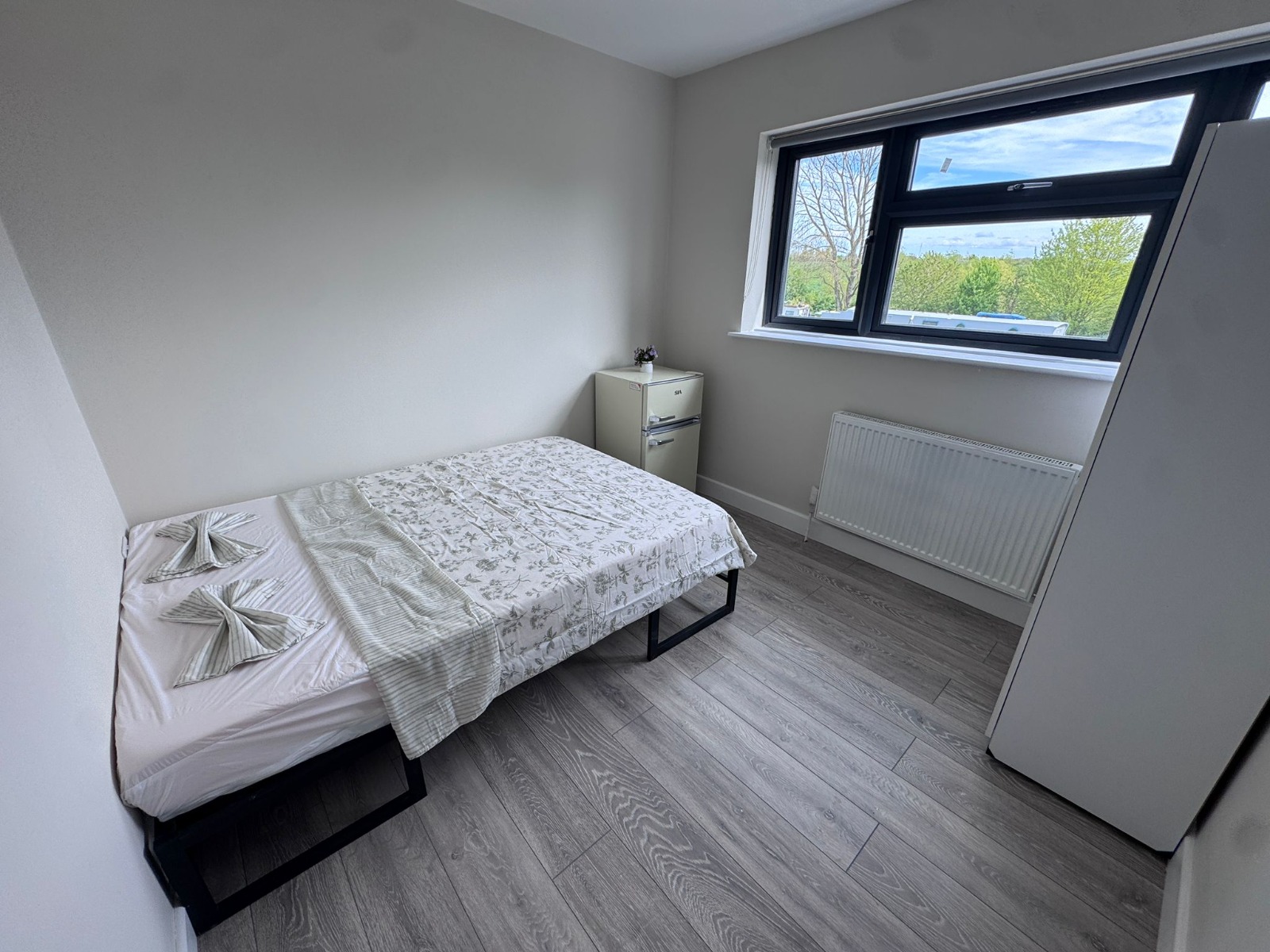 Double in TOTTENHAM HALE