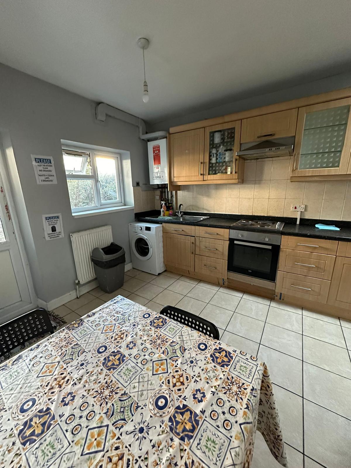 Double room in EAST HAM Lawrence Road