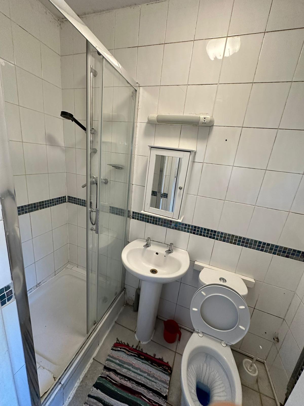 Double room in EAST HAM Lawrence Road