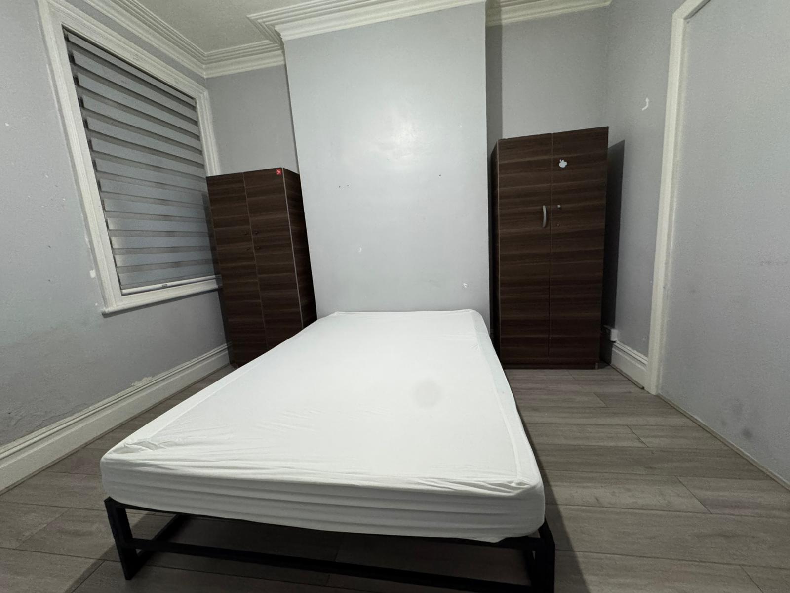 Double room in BRUCE GROVE Higham Road