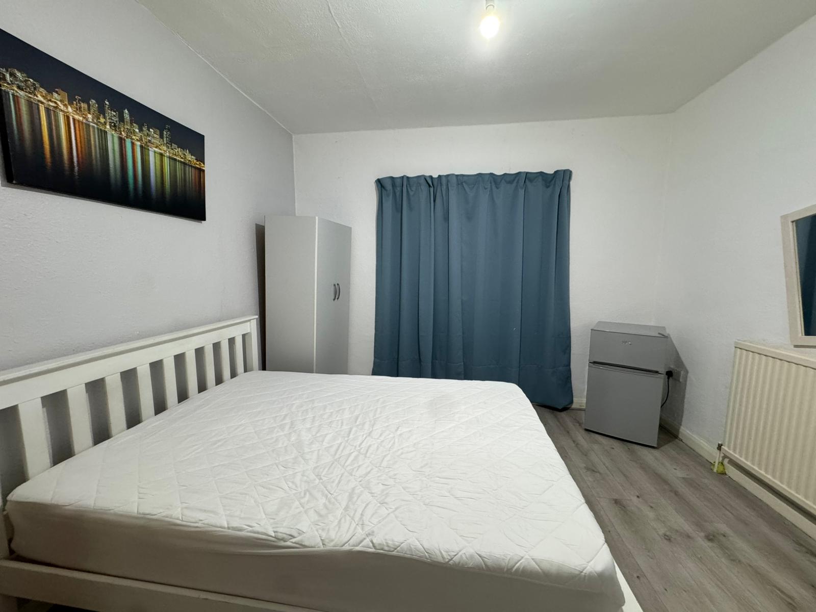 Double room in Tottenham Hale Penshurst Road