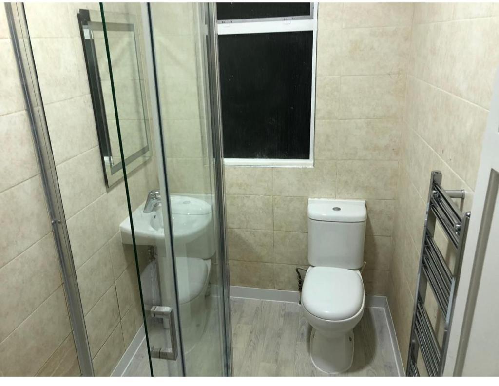 Double room in PONDERS END 