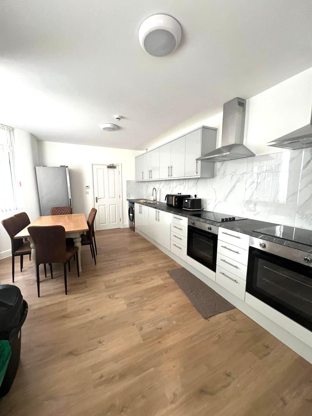 Spacious Double Room Available – Bethnal Green (Zone 2)