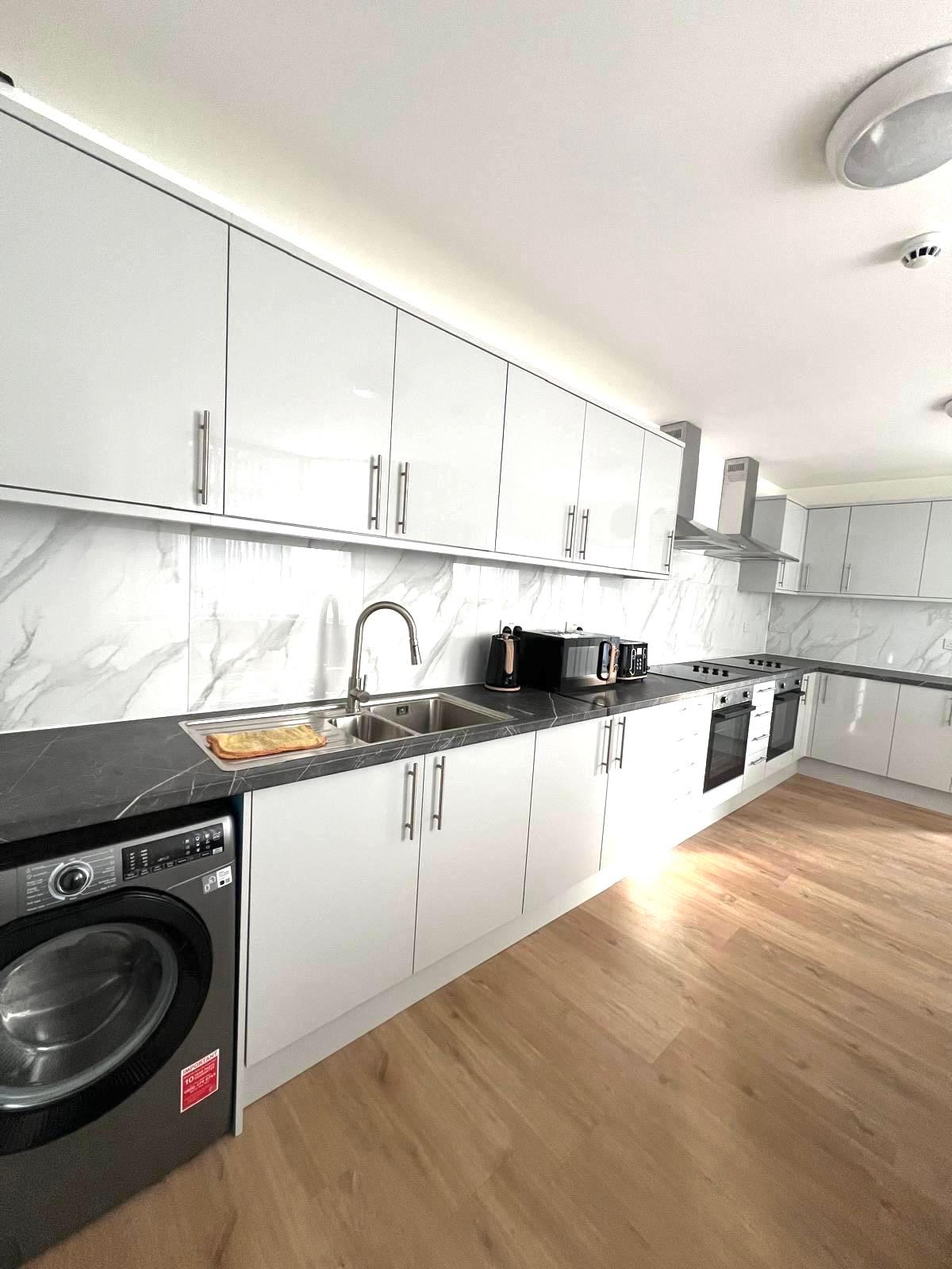 Spacious Double Room Available – Bethnal Green (Zone 2)