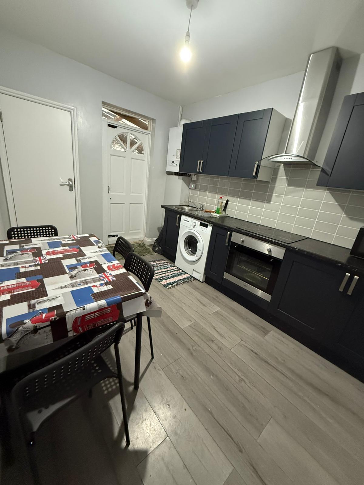 Double room near BRUCE GROVE Lordship Lane