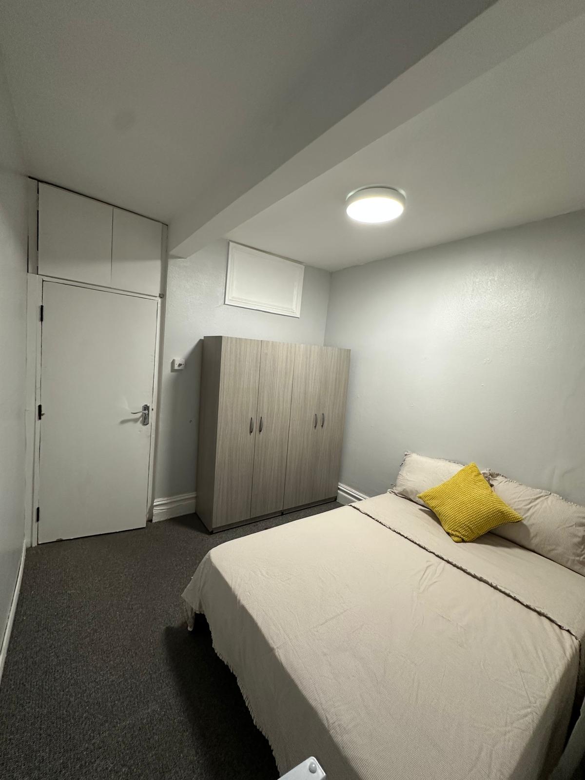 Double room near SEVEN SISTERS