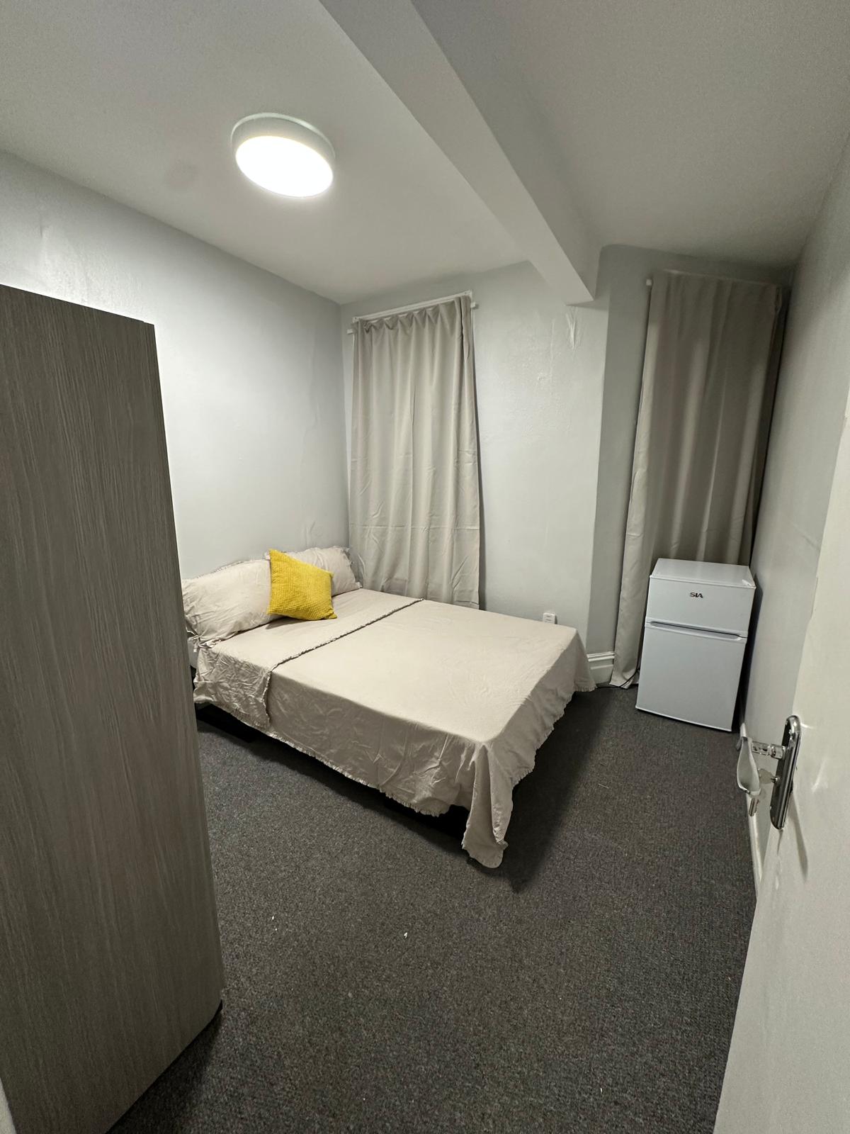 Double room near SEVEN SISTERS