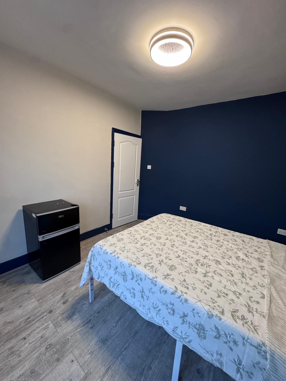 Double room in CROYDON