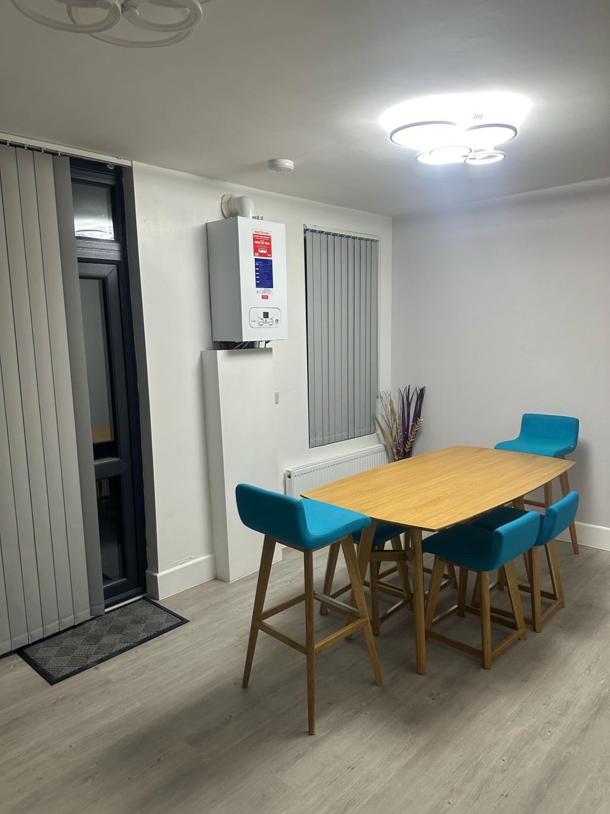 Double room in Seven Sisters 