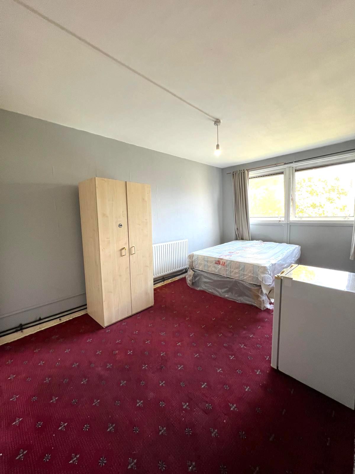 Double room Edmonton, North London