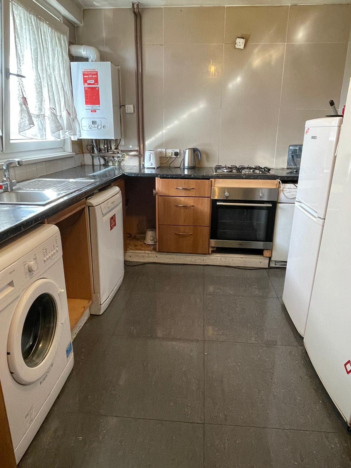Double room Edmonton, North London